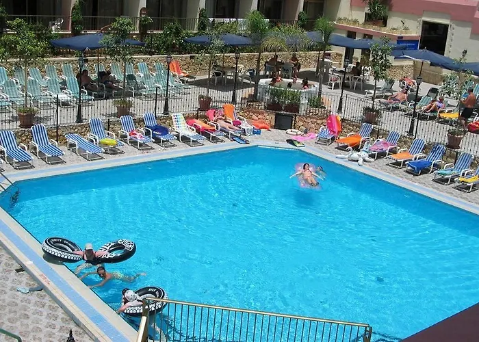 The Santa Maria 3* Buġibba